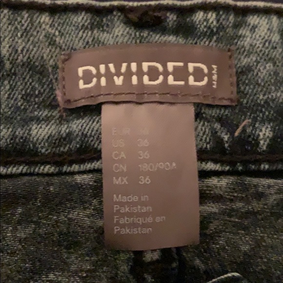 Acid wash, slim fit jeans - Picture 4 of 4